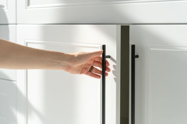 Cupboard Repair in Colleyville